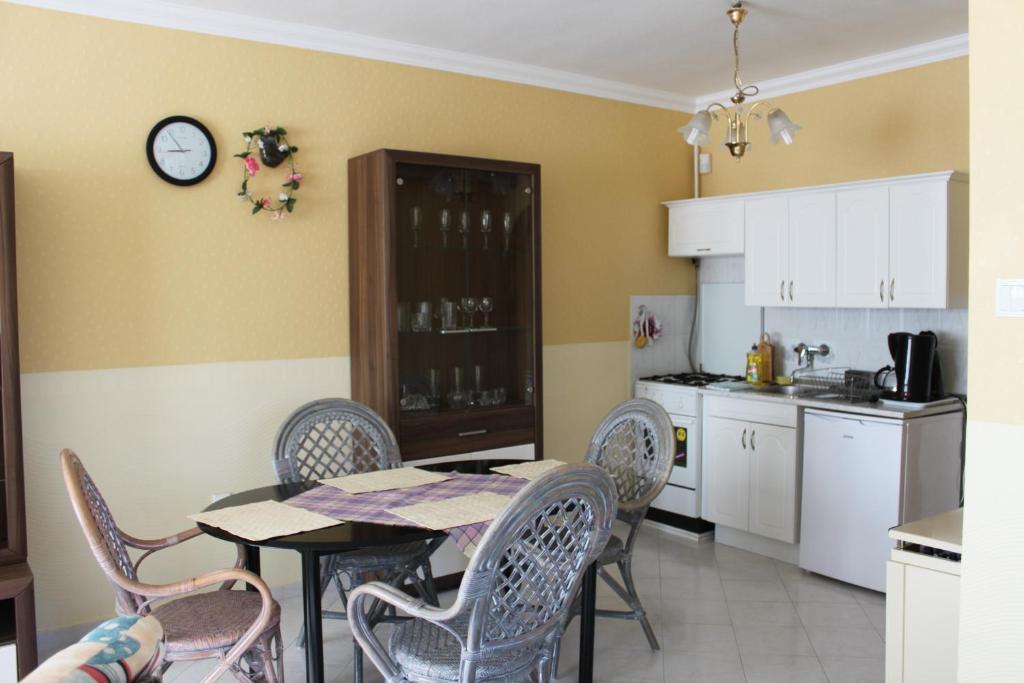 Orwa Apartmanok - Cedrus Koez ซาลาคาโรส ห้อง รูปภาพ