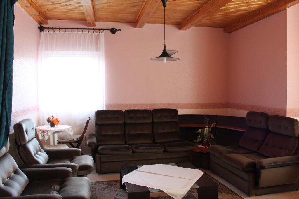 Orwa Apartmanok - Cedrus Koez ซาลาคาโรส ห้อง รูปภาพ