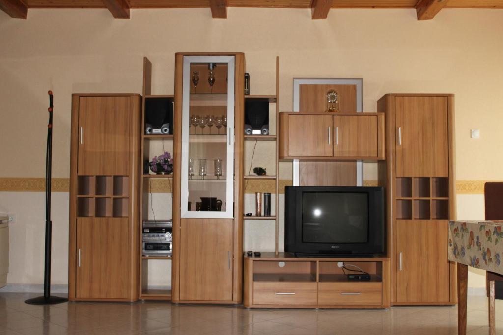 Orwa Apartmanok - Cedrus Koez ซาลาคาโรส ห้อง รูปภาพ